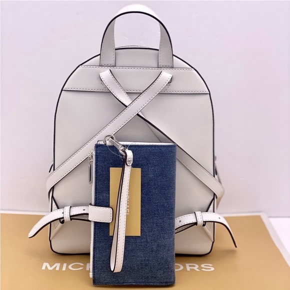 Michael Kors Jaycee Medium Blue Denim Backpack and Wallet Set - Picture 4 of 13